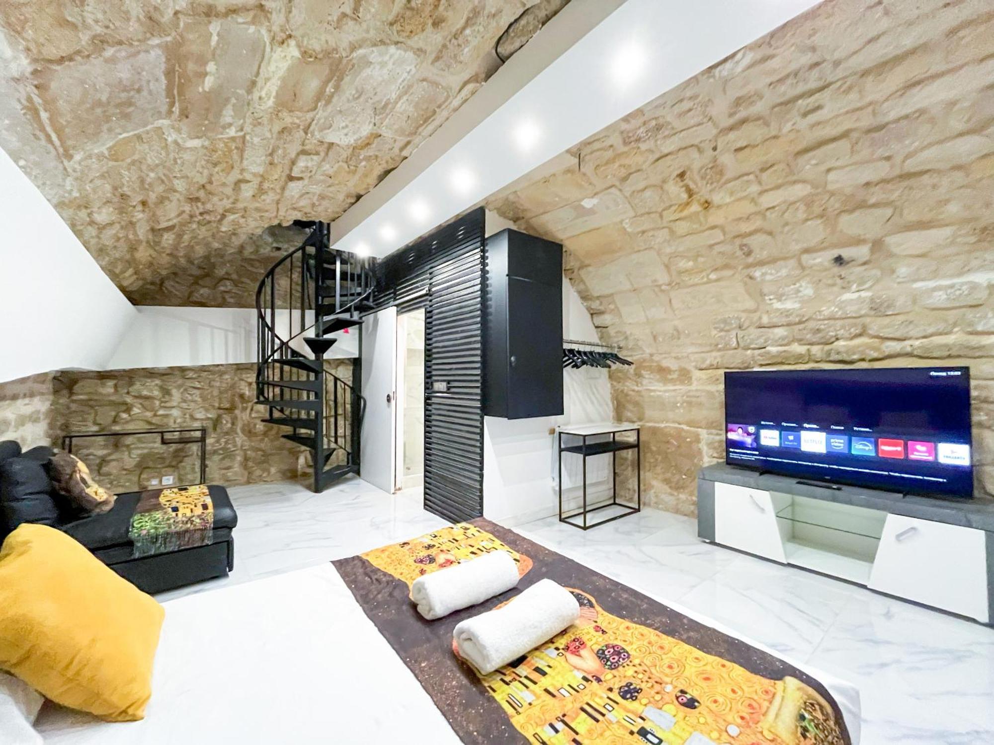 154 - Urban Atelier Cinema In Appartement Paris